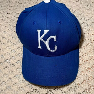 Kansas City Royals Blue Men's Adjust Fan Favorite HAT (KC White top Button)